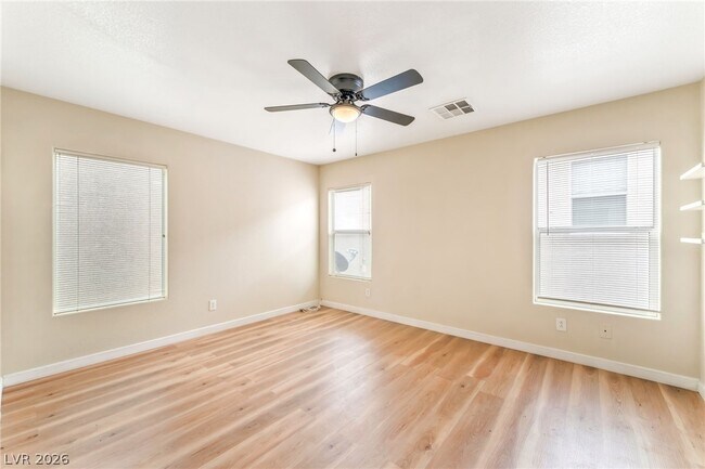 Building Photo - 609 Beckton Park Ave