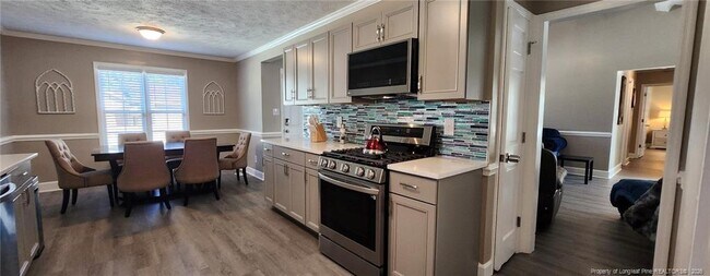 Building Photo - 258 Kenwood Dr