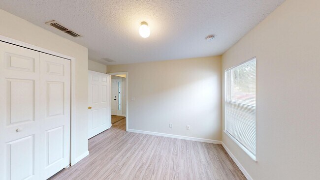 Building Photo - Beautiful 4Bed/ 2Bath Home in Doral Pointe - Kissimmee!!!