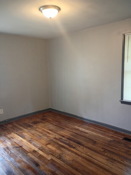 Building Photo - 5217 Nisbet Ter