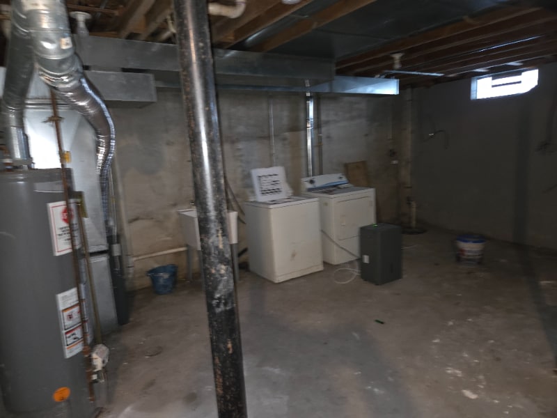 Building Photo - 17541 E 10 Mile Rd