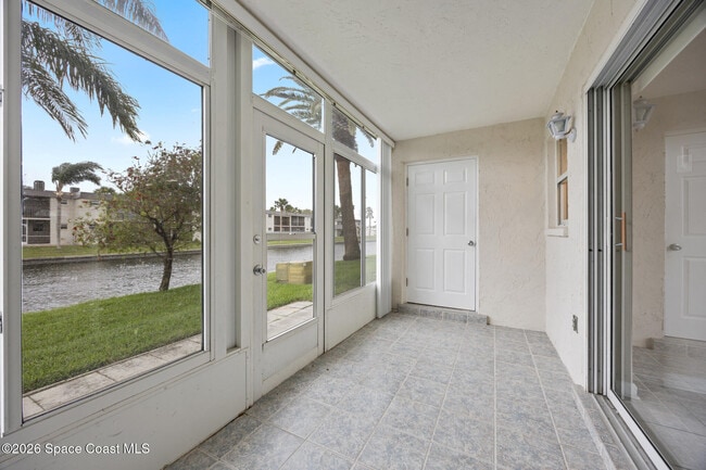 Building Photo - 416 Dove Ln