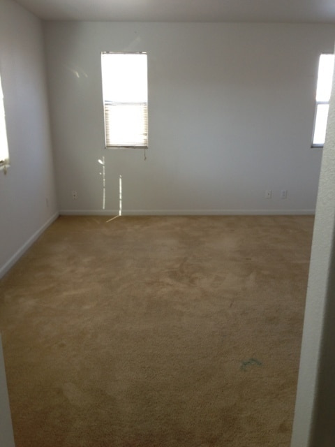 Building Photo - 2328 S Fallbrook Dr