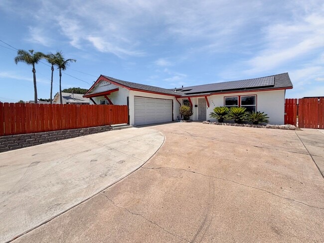 Primary Photo - Contemporary 3BD/2BA House in Lemon Grove ...