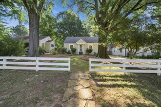 Building Photo - 1424 Lyon Ct