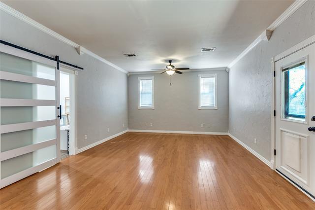 Building Photo - 301 S Weatherford St