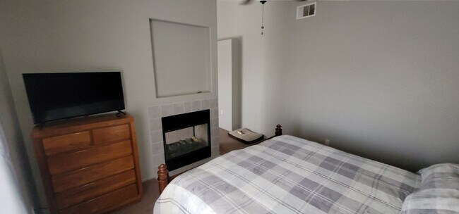 Building Photo - Two Story Home in the Southwest