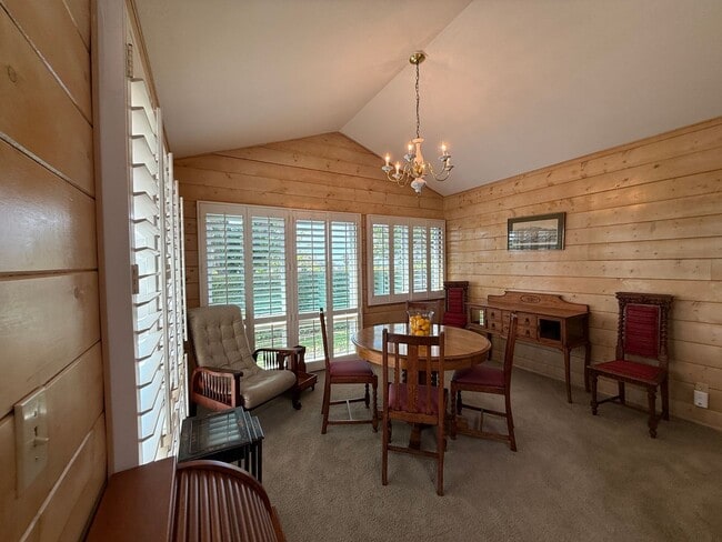Building Photo - Fully Furnished 4-Bedroom Home in Bay Park...