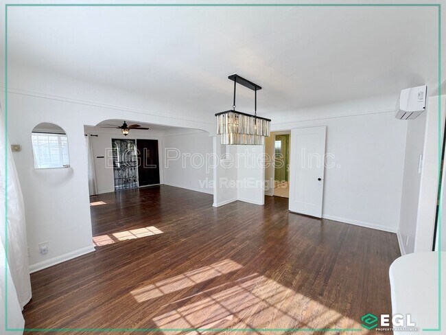 Building Photo - 6426 2nd Ave