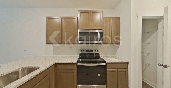 Building Photo - 6136 Taramore Ln NW