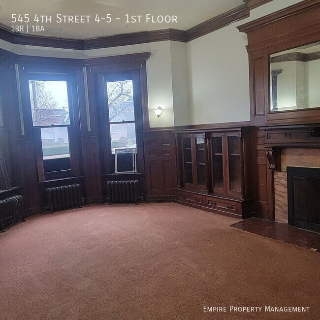 Building Photo - 545 4th St