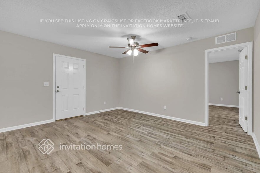 Building Photo - 8013 Violet Willow Ln