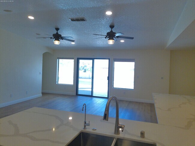 Building Photo - Stunning Lake Havasu Rental 4 BR/ 3BA Pool Home Backing to Park