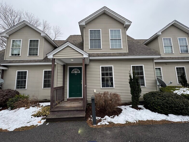 Building Photo - 123 Pearl St