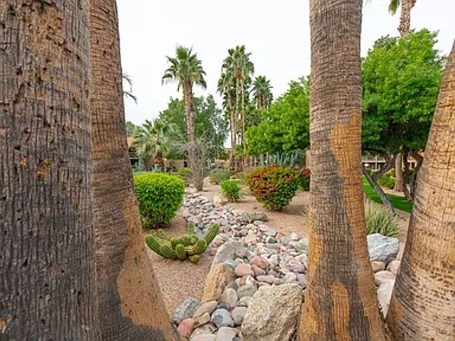 Building Photo - 8256 E Arabian Trail