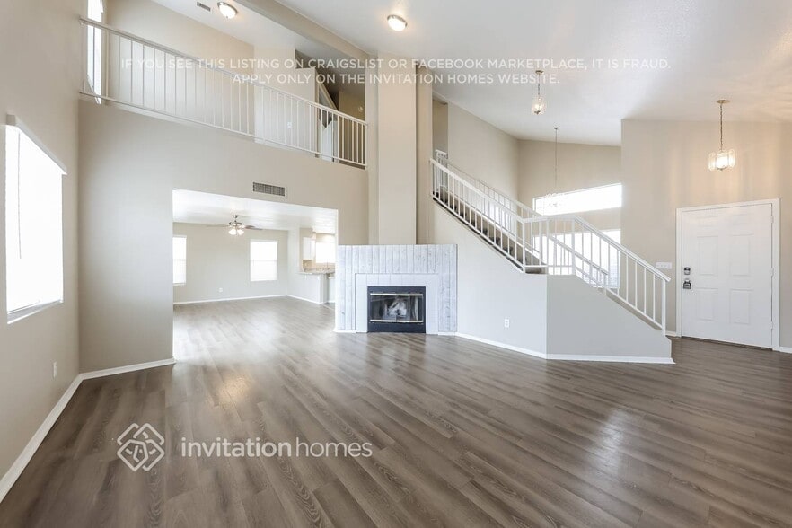 Building Photo - 11322 W Alice Ave
