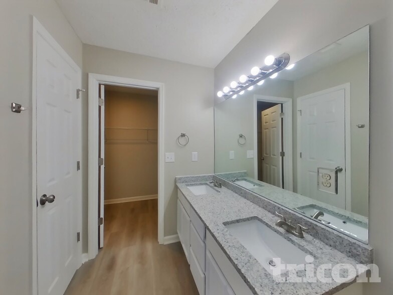 Building Photo - 1956 Port James Cir