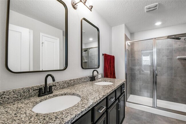 Building Photo - 5075 Caspian St