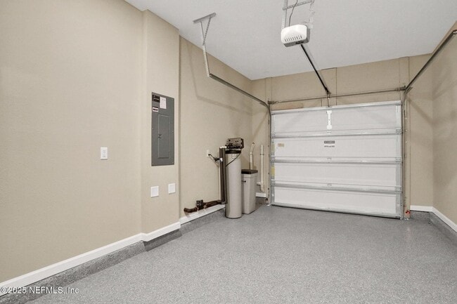 Building Photo - 415 Boracay Cir