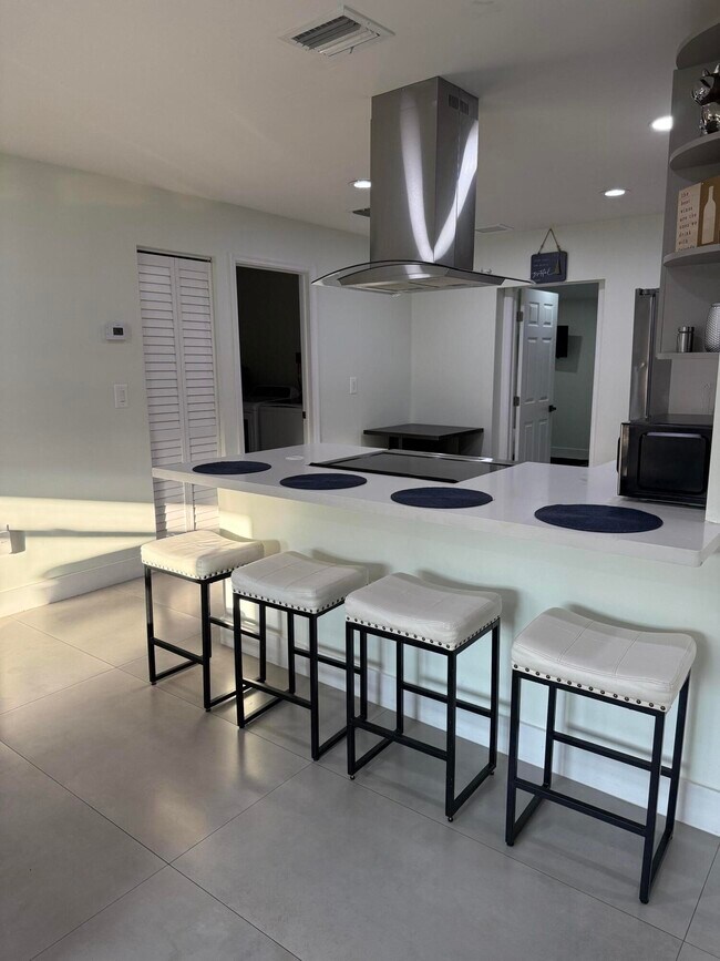 Building Photo - 2314 Pinecrest Ct