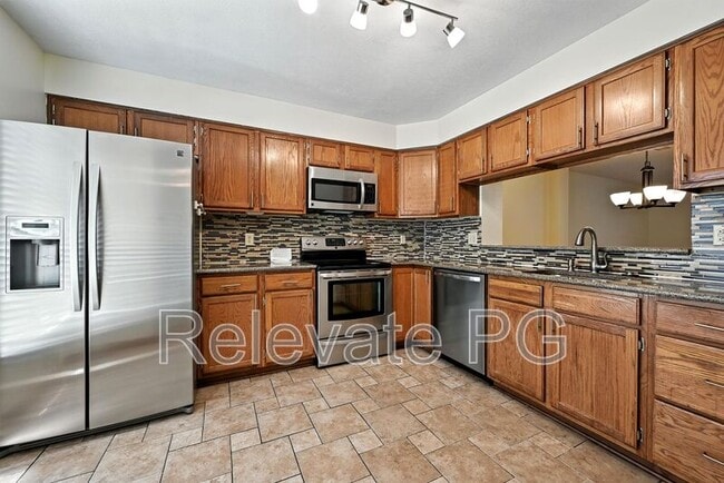 Building Photo - 7806 Balineen Ct