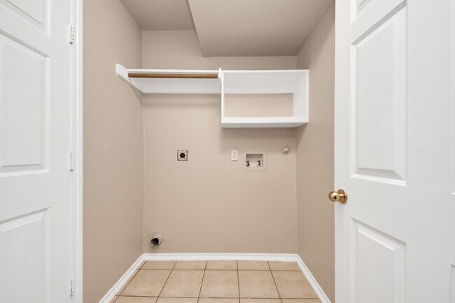 Building Photo - 20615 Rustic Hearth Ct