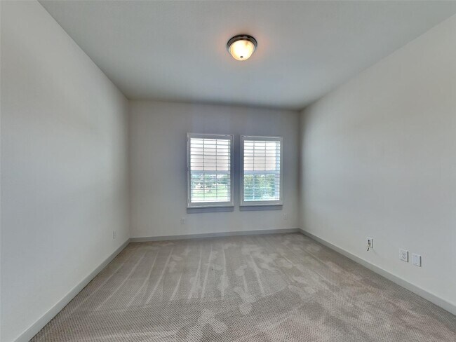 Building Photo - 7362 Sprangletop St