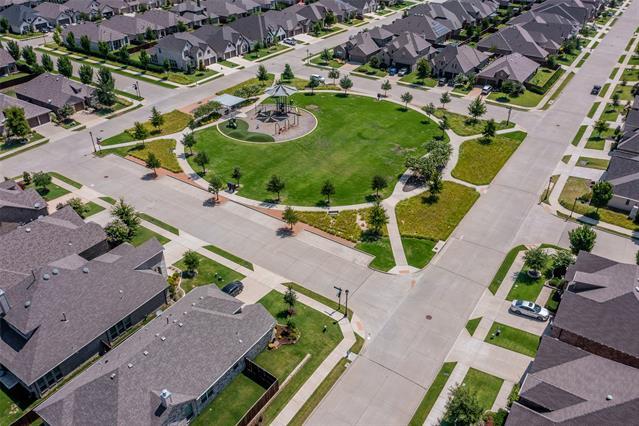 Building Photo - 1708 Carnation St