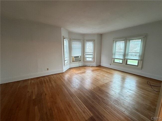 Building Photo - 5148 Highbridge St