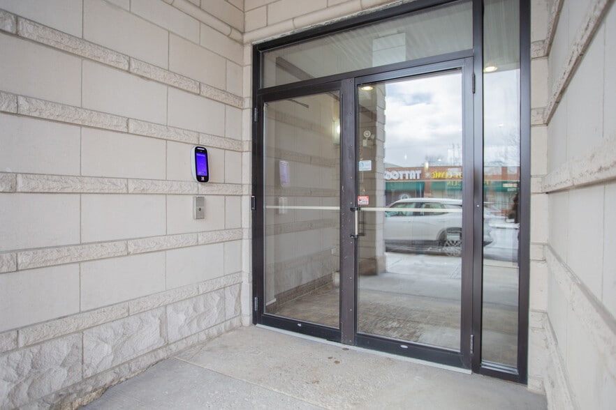 Building Photo - 3630 N Harlem Ave