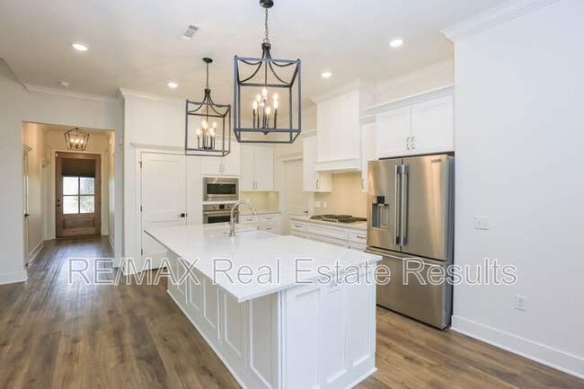 Building Photo - 1809 W Saddlebrook Ln