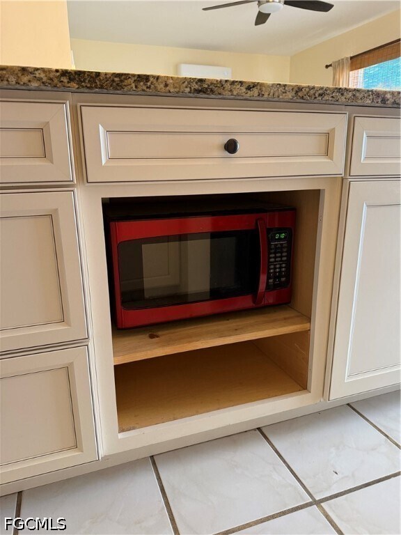 Building Photo - 4969 Vincennes St