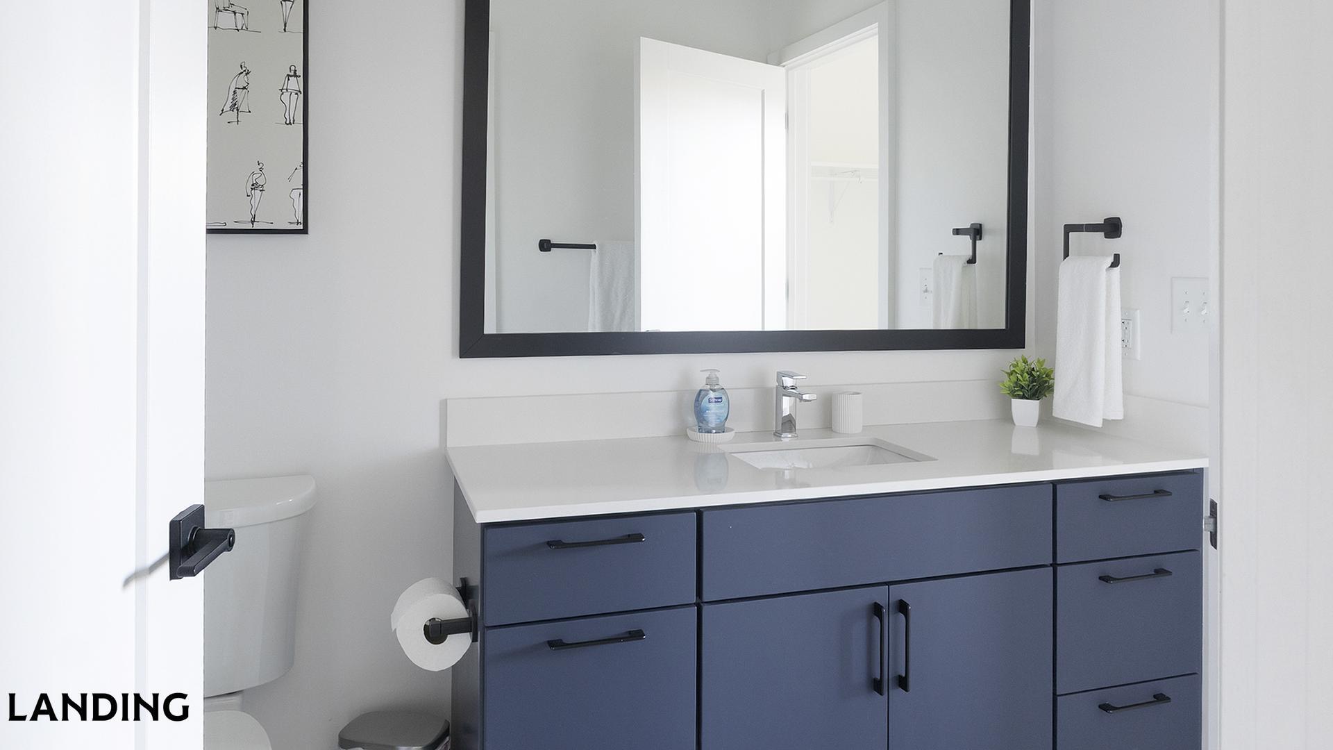 Building Photo - 1007 S Mint St