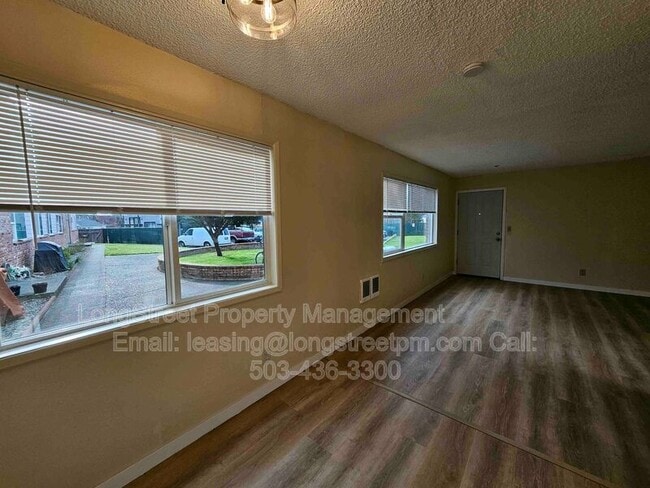 Building Photo - Sunset Plaza Apartments