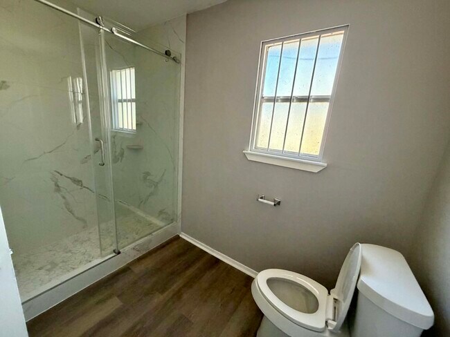 Building Photo - 6534 Briar Glade Dr