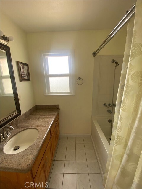 Building Photo - 7107 E Aivlis St