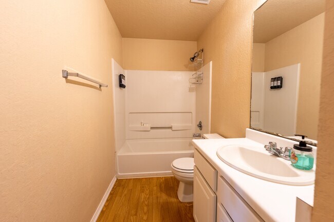 Building Photo - 337 Longhorn Way