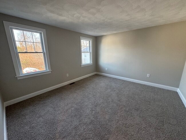 Building Photo - 34 Florence Ave