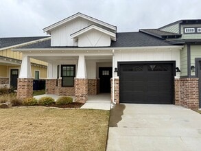 Building Photo - Beautiful 2 Bed 2 Bath! $500 Off First Full Month!!