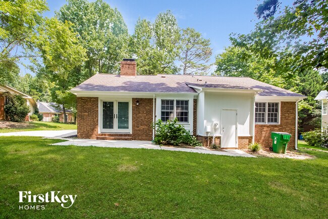 Building Photo - 8304 Lacewood Pl