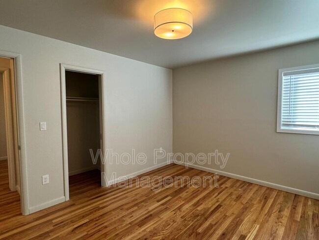 Building Photo - 5008 Alcott St