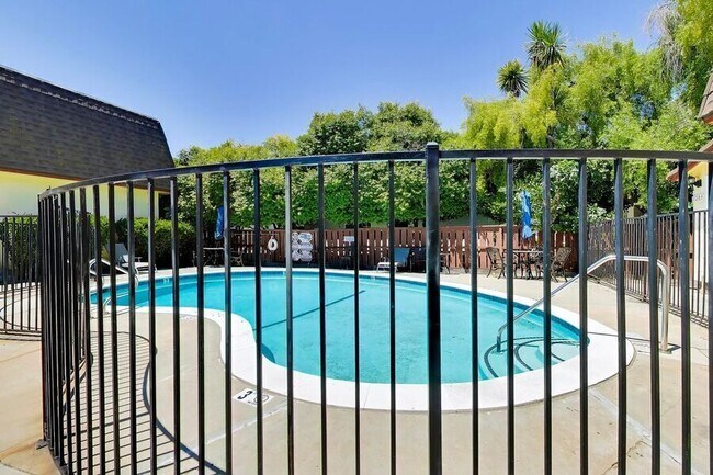 Building Photo - 1281 Ayala Dr