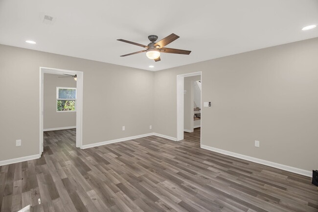 Building Photo - 2510 Harley Dr