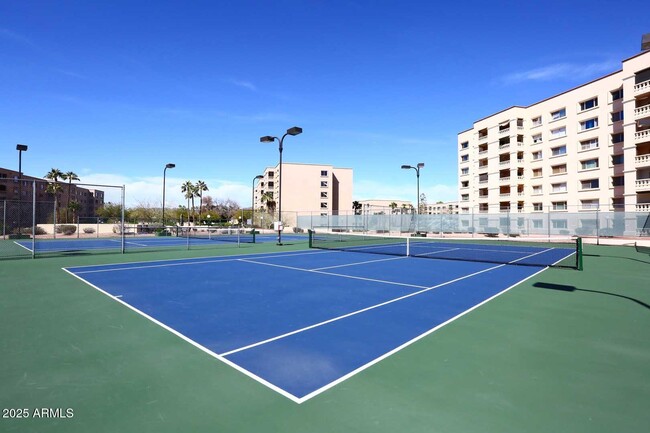 Building Photo - 7910 E Camelback Rd