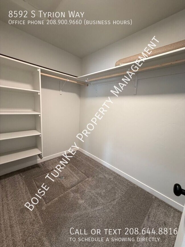 Building Photo - 8592 S Tyrion Wy