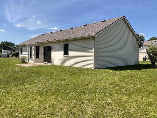 Building Photo - 2607 Sassafras Cove