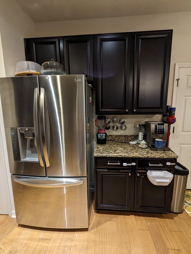 Building Photo - 11804 13th Way N