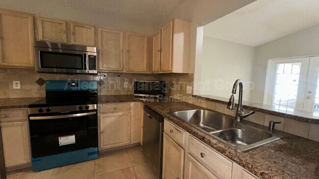 Building Photo - 2429 Sapier Ct