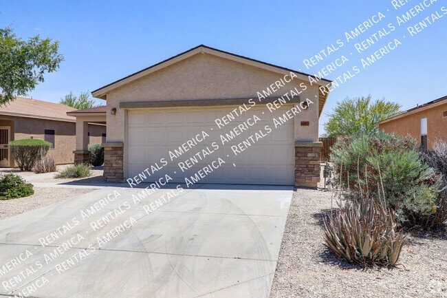 Building Photo - 6003 E Sunrise Cir