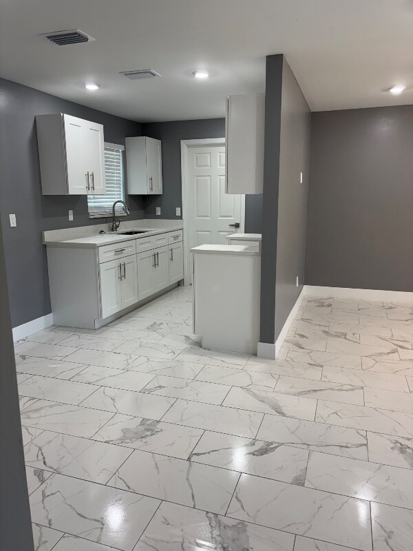Building Photo - 4744 West Dr